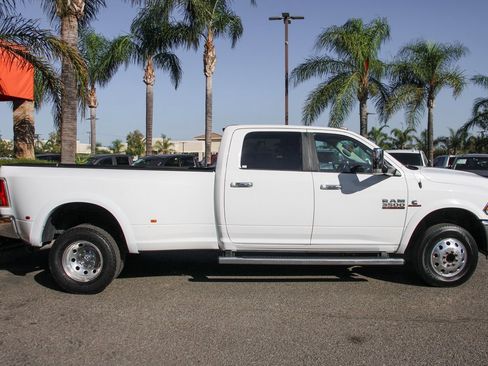 Used 2018 RAM 3500 Laramie image 12