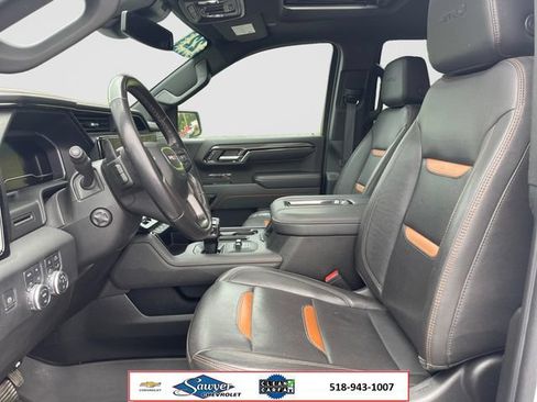 Used 2022 GMC Sierra 1500 AT4 w/ AT4 Preferred Package AWD/4WD image 10