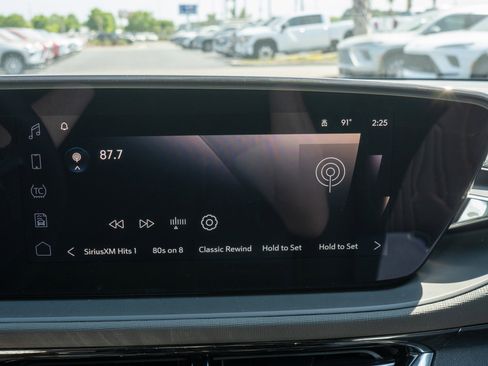 New 2026 Buick Envista Avenir image 15