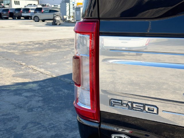 Used 2021 Ford F150 Lariat w/ Equipment Group 502A High AWD/4WD image 12