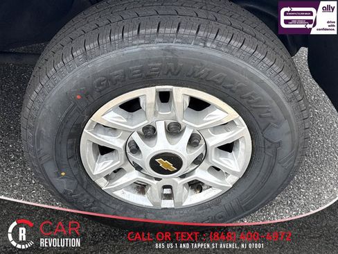 Used 2024 Chevrolet Silverado 2500 LT AWD/4WD image 50