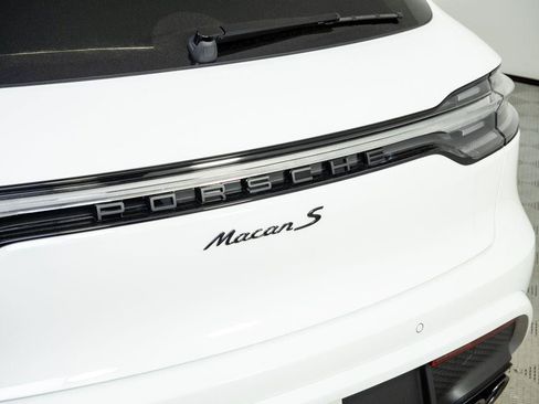 New 2026 Porsche Macan S AWD/4WD image 36