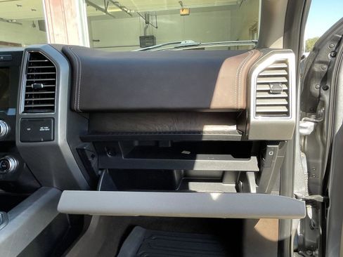 Used 2020 Ford F150 Limited w/ Trailer Tow Package image 33