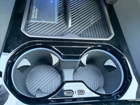 New 2027 BMW M5 w/ Carbon Package AWD/4WD image 30