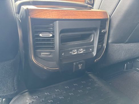 Used 2024 RAM 3500 Limited w/ Towing Technology Group AWD/4WD image 41