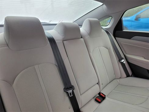 Used 2018 Hyundai Sonata SEL image 16