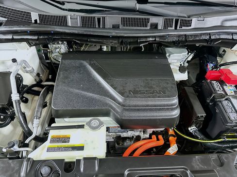 Used 2024 Nissan Leaf S FWD image 31