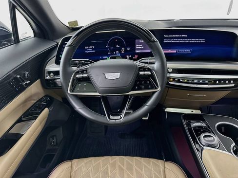 Certified 2026 Cadillac Lyriq Signature Luxury w/ Nappa Leather Package AWD/4WD image 27