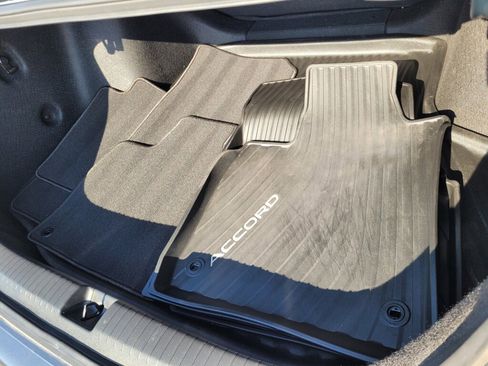 Certified 2023 Honda Accord LX image 18