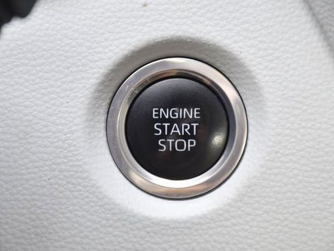 Used 2023 Toyota Corolla SE FWD image 18