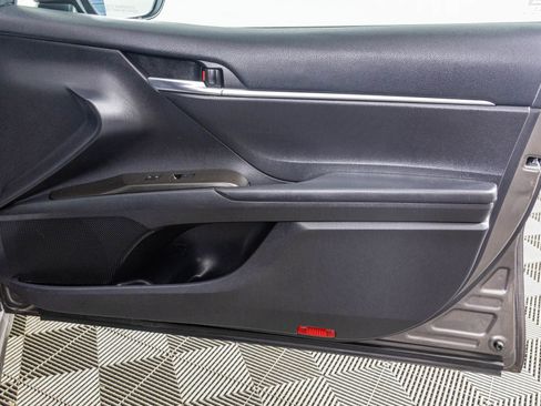 Used 2022 Toyota Camry SE w/ Cold Weather Package FWD image 44