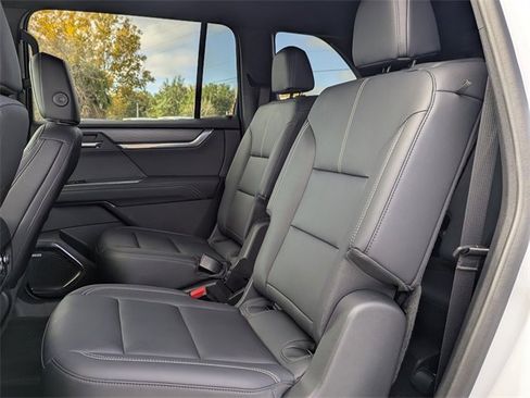 Certified 2024 GMC Acadia Elevation w/ Luxury Package image 14