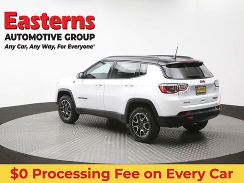Used 2025 Jeep Compass Trailhawk AWD/4WD image 61