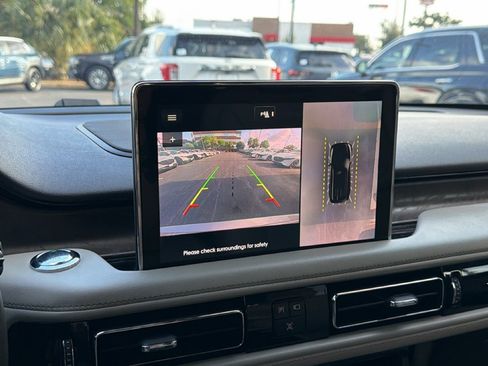 Used 2020 Lincoln Aviator Reserve w/ Equipment Group 201A RWD image 22