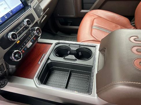 Used 2022 Ford F350 King Ranch w/ Chrome Package image 23