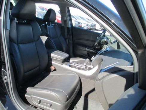 Used 2019 Acura TLX image 17