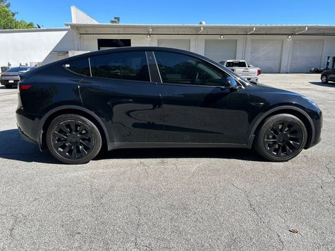 Used 2023 Tesla Model Y Long Range AWD/4WD image 8