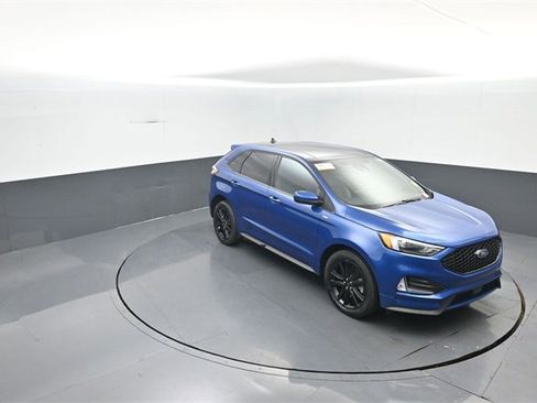 Used 2024 Ford Edge ST-Line image 23