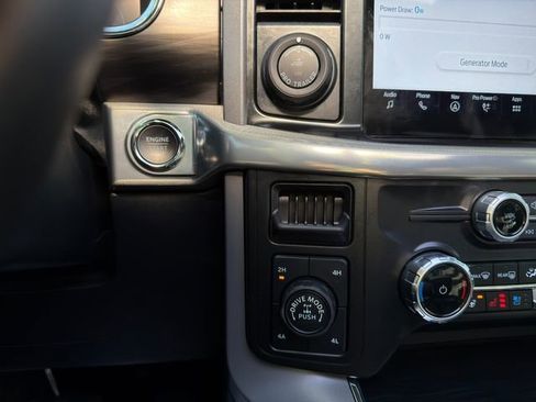 Used 2024 Ford F150 Lariat w/ FX4 Off-Road Package image 38