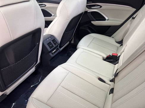 Used 2025 Audi Q5 Prestige AWD/4WD image 12