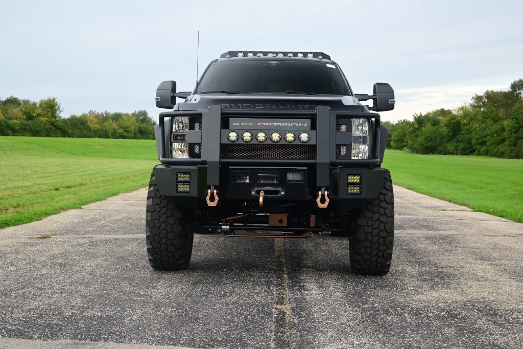 Used 2025 Ford F550 4x4 Regular Cab Super Duty w/ XLT Value Package image 3