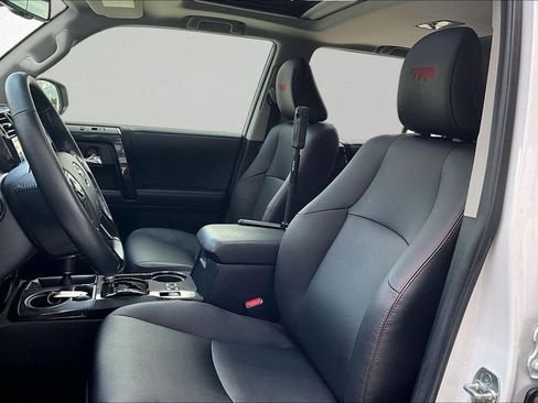 Certified 2024 Toyota 4Runner TRD Off-Road Premium w/ Moonroof Package image 20