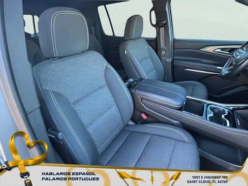 Certified 2025 Chevrolet Traverse LT image 37