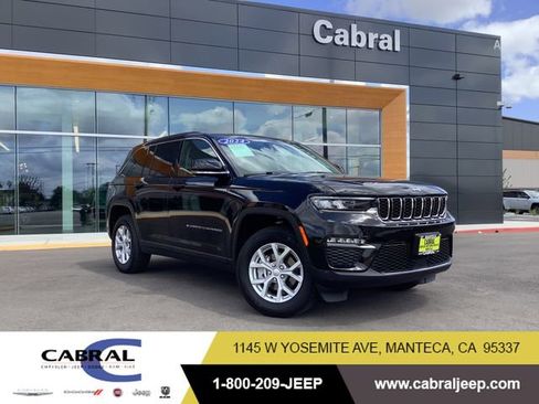 Used 2024 Jeep Grand Cherokee Limited RWD image 1