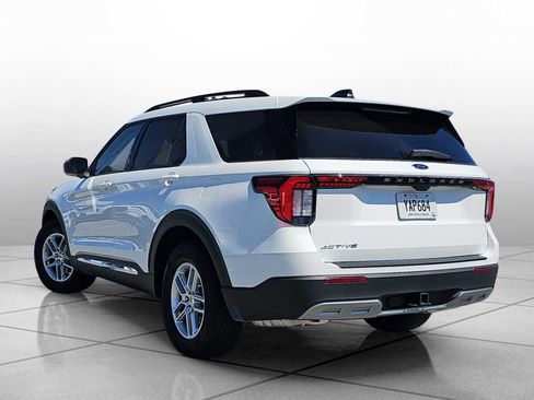 New 2025 Ford Explorer Active w/ Active Comfort Package image 13