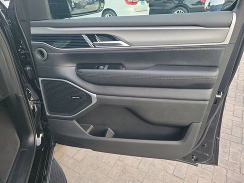 New 2025 Jeep Wagoneer 2WD w/ Convenience Group I image 45