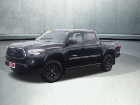 Used 2021 Toyota Tacoma SR5 AWD/4WD image 19