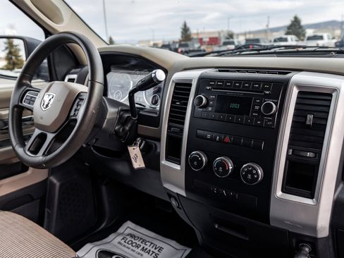 Used 2012 RAM 1500 Classic SLT image 14