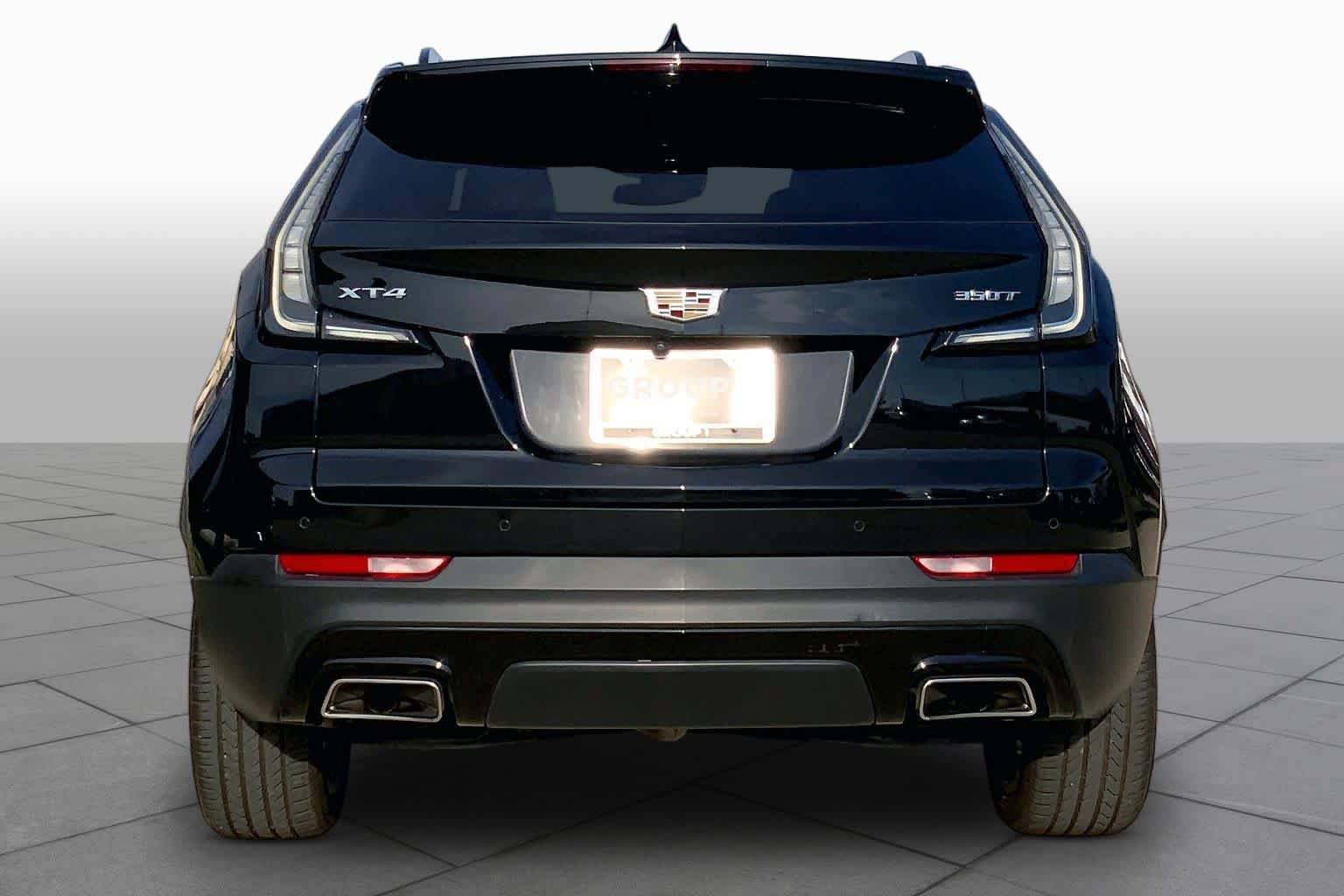 Used 2023 Cadillac XT4 Sport FWD image 5