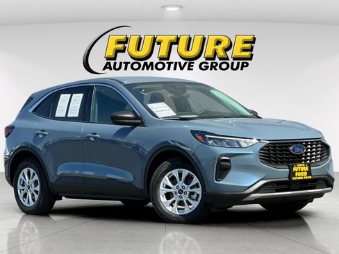 Certified 2024 Ford Escape Active w/ Tech Pack #1 FWD image 1