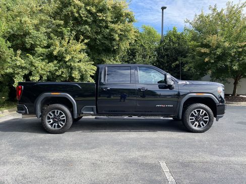Used 2023 GMC Sierra 2500 AT4 w/ Gooseneck/5TH Wheel Package AWD/4WD image 10