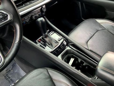 Used 2022 Jeep Compass Limited image 15