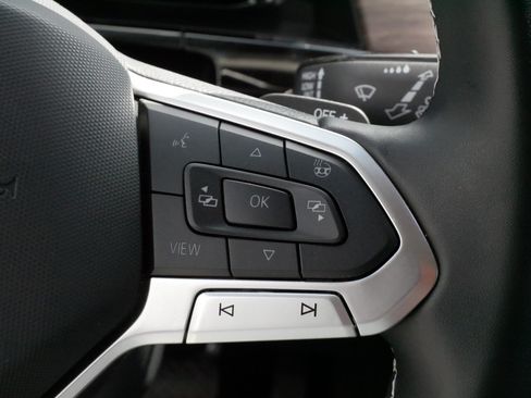 Certified 2025 Volkswagen Atlas SEL AWD/4WD image 25