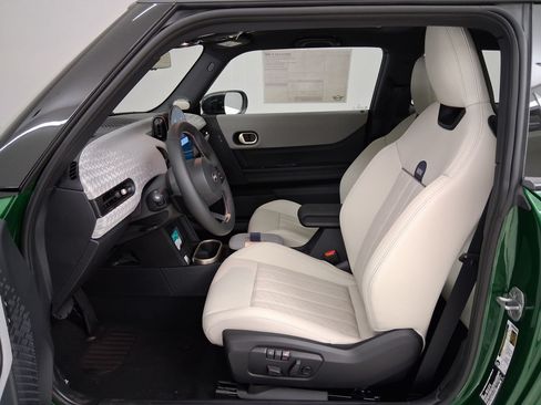 New 2026 MINI Cooper 2-Door Hardtop FWD image 3
