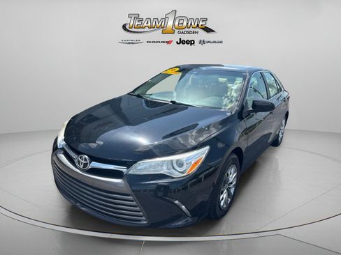 Used 2016 Toyota Camry LE FWD image 4