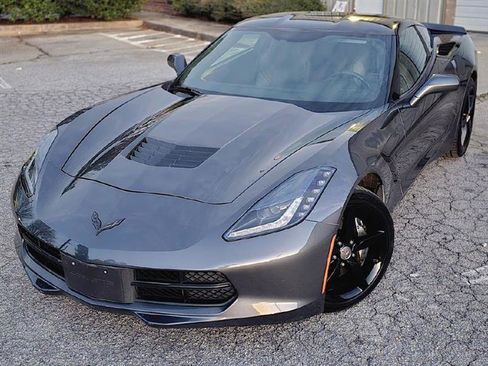 Used 2014 Chevrolet Corvette Stingray Coupe image 2
