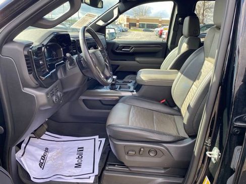 Certified 2023 Chevrolet Silverado 1500 ZR2 image 9