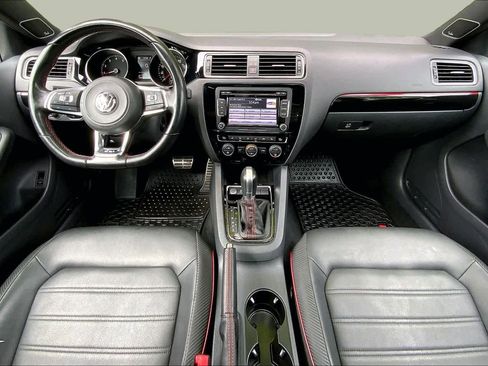 Used 2015 Volkswagen Jetta GLI SE FWD image 16