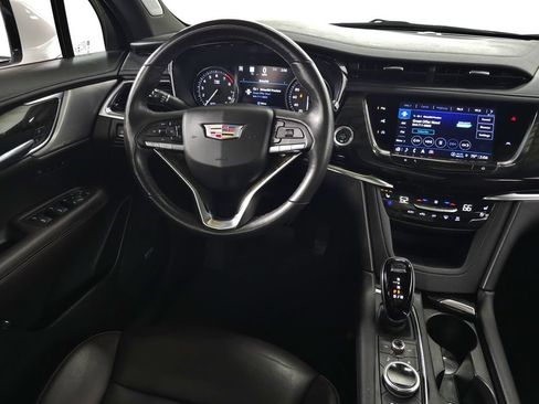 Certified 2023 Cadillac XT6 Premium Luxury w/ Technology Package AWD/4WD image 19