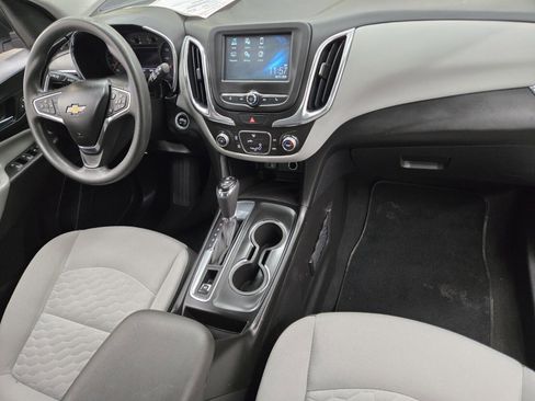 Used 2018 Chevrolet Equinox LS FWD image 13