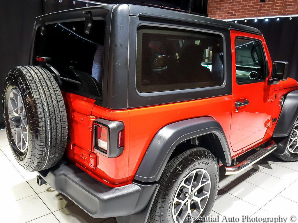 Used 2024 Jeep Wrangler Sport AWD/4WD image 9