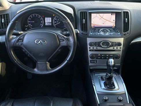 Used 2013 INFINITI G37 Journey w/ Premium Pkg image 14