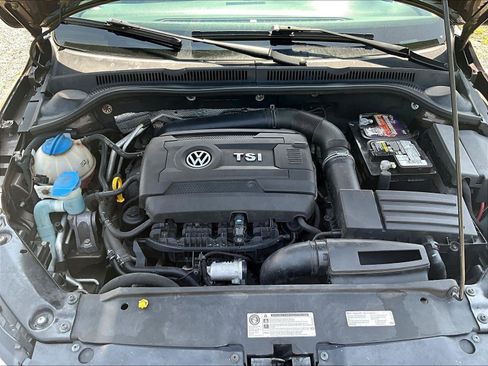 Used 2014 Volkswagen Jetta SE FWD image 28