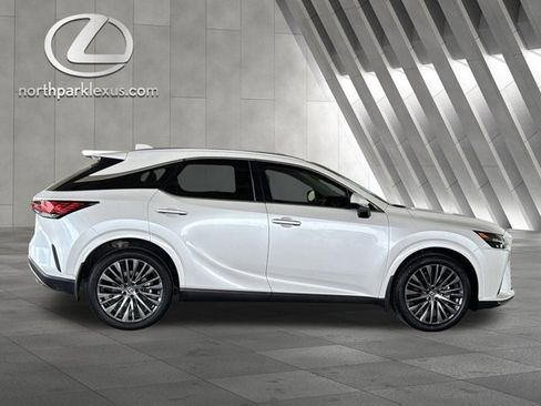 Certified 2024 Lexus RX 350 FWD w/ Convenience Package image 4