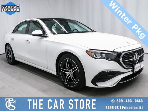 Used 2025 Mercedes-Benz E 350 4MATIC Sedan image 1