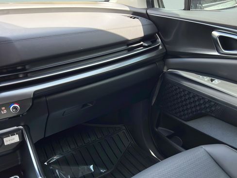 New 2026 Kia Carnival SX Prestige FWD image 14